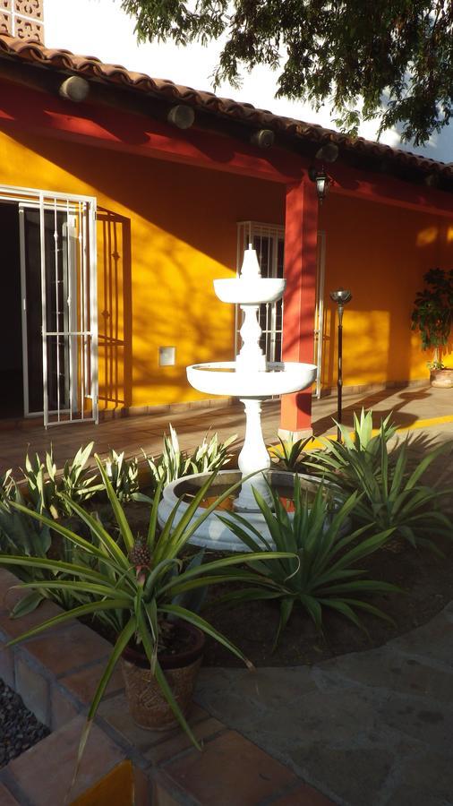 Central Bed & Breakfast La Paz Esterno foto